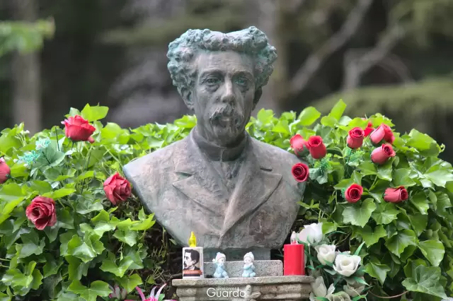 Busto de Dr. Sousa Martins - Parque da Saúde (foto de 2020)